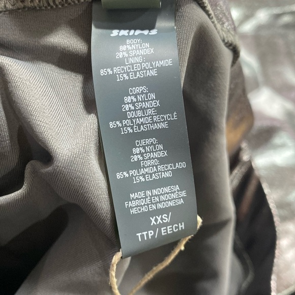 Carbon XXS Skims Metallic Swim V Waist Pant NWT BO-PNT-2806 - Picture 5 of 6